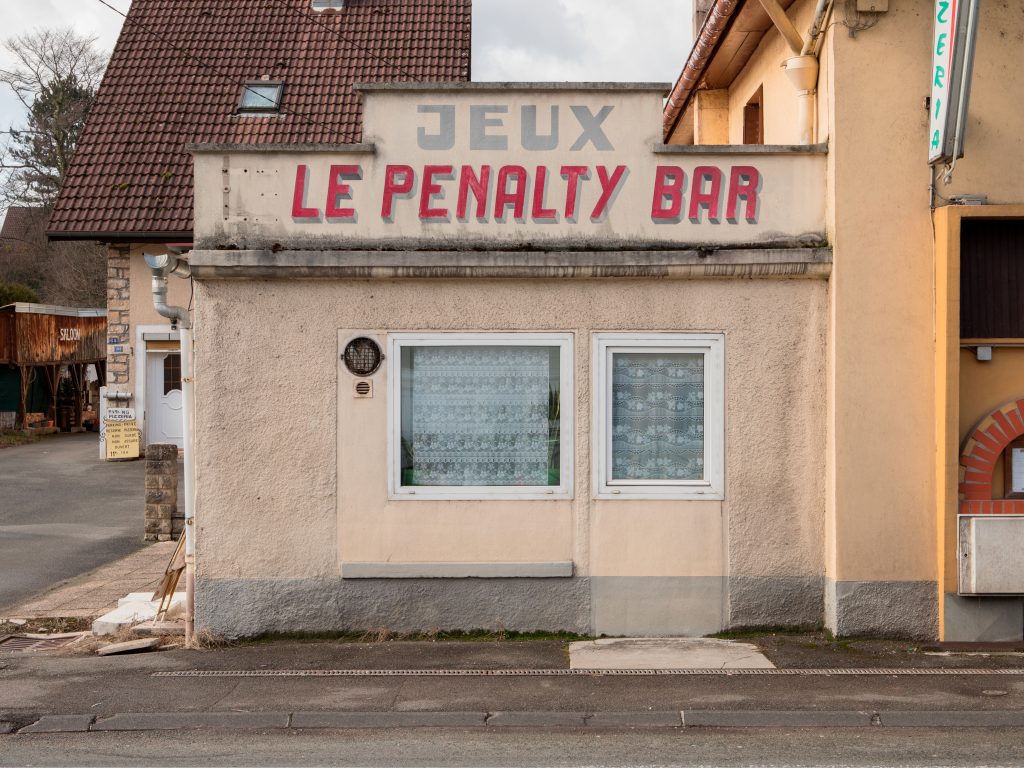 <i>Pont-de-Roide, Pays de Montbéliard</i> <br/> série « Atlas des Régions Naturelles »